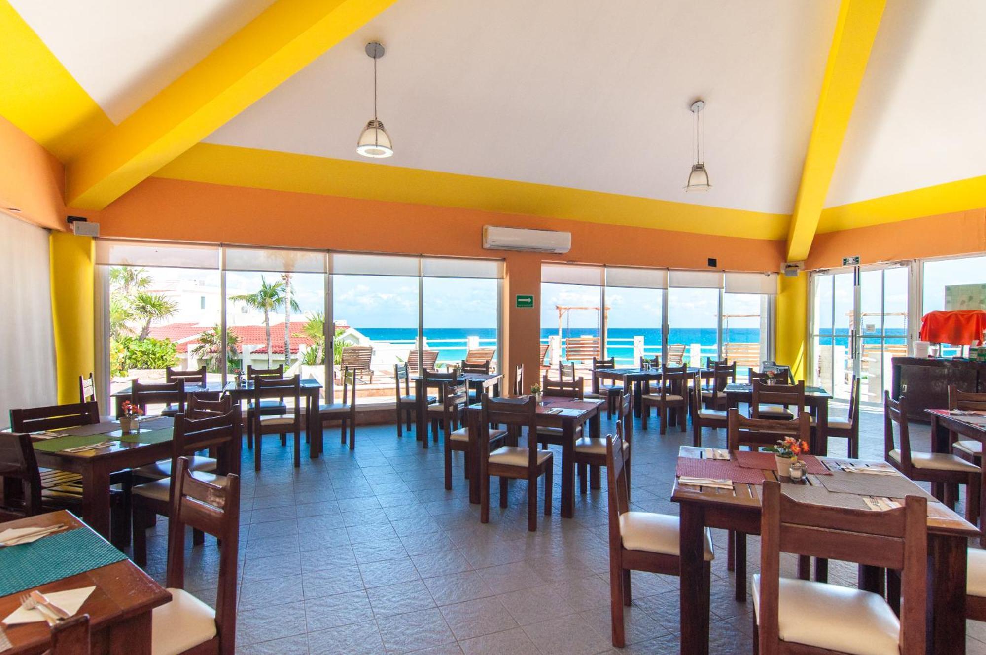 Solymar Condo Beach Resort By Casago Канкун Экстерьер фото